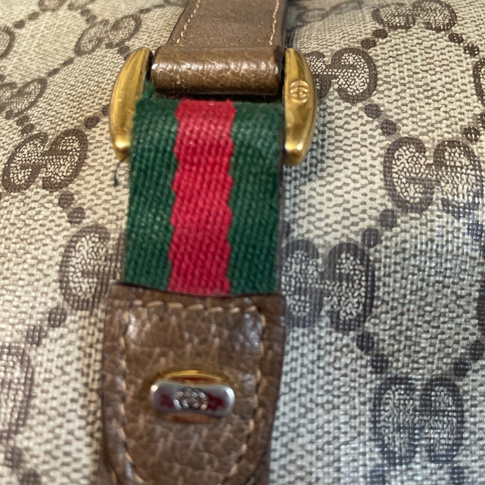 Authentic Vintage Gucci Bag - Picture 6 of 15